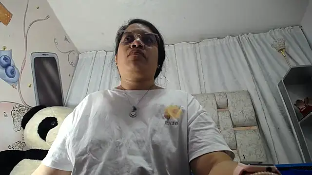 KEYRA-MILLER- online show from 22, 2, 2026