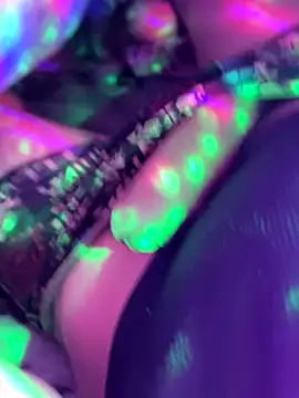 Snapshot of balamuc97 chatting on 16, 12, 2025 balamuc97 online show from 16, 12, 2025