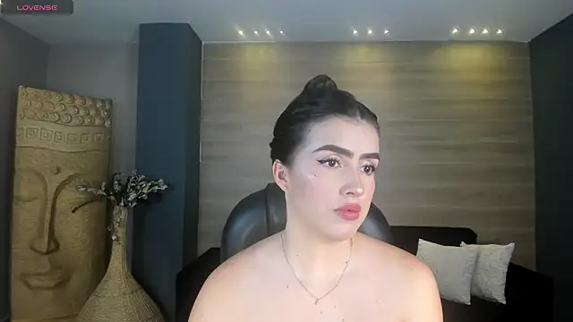 PaulinaSantos  online show from 25, 6, 2026