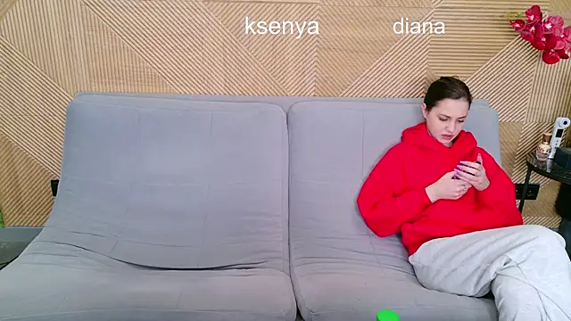 Ksenny online show from 8, 4, 2026