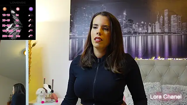 Lora Chanel online show from 13, 4, 2026