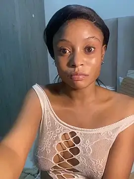 Snapshot of SexyDee025 chatting on 5, 12, 2024 SexyDee025 online show from 5, 12, 2024