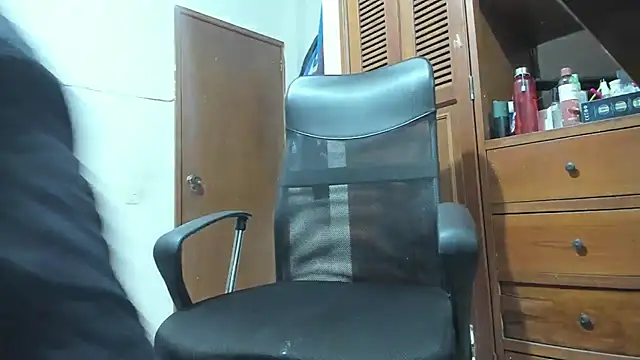 Snapshot of JasonGray96 chatting on 28, 6, 2026 JasonGray96 online show from 28, 6, 2026