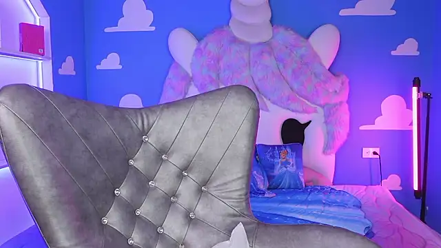 miss keisi online show from 6, 3, 2026