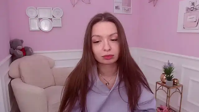 Snapshot of LucySkilar chatting on 2, 12, 2024 LucySkilar online show from 2, 12, 2024