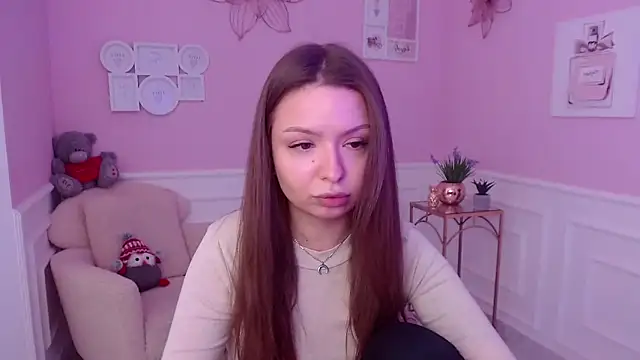 Snapshot of LucySkilar chatting on 17, 1, 2025 LucySkilar online show from 17, 1, 2025