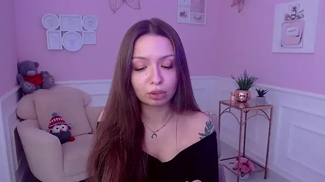 Snapshot of LucySkilar chatting on 27, 1, 2025 LucySkilar online show from 27, 1, 2025