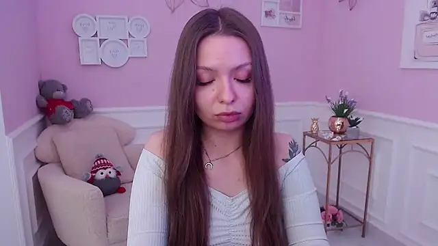 Snapshot of LucySkilar chatting on 20, 2, 2025 LucySkilar online show from 20, 2, 2025