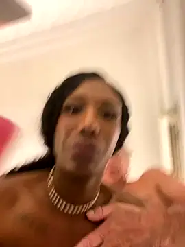 Snapshot of tamarabigass1 chatting on 3, 10, 2025 tamarabigass1 online show from 3, 10, 2025