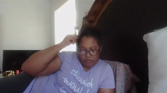 ebonyred online show from 24, 4, 2026