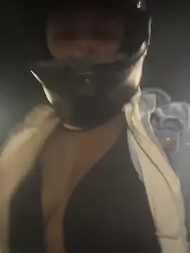 nicole valencia  online show from 15, 2, 2025