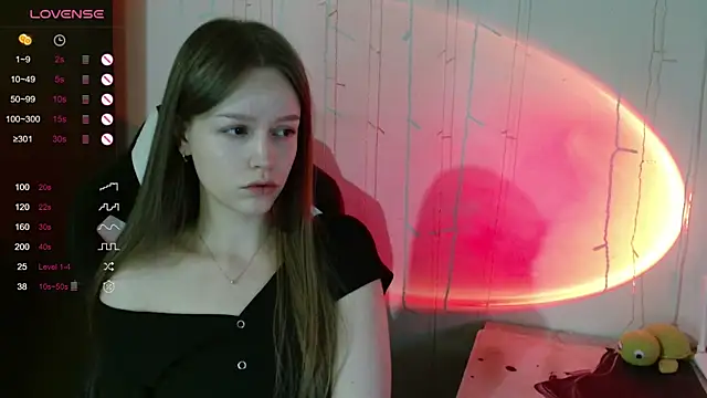 Snapshot of amelia_sweeti chatting on 22, 10, 2025 amelia sweeti online show from 22, 10, 2025