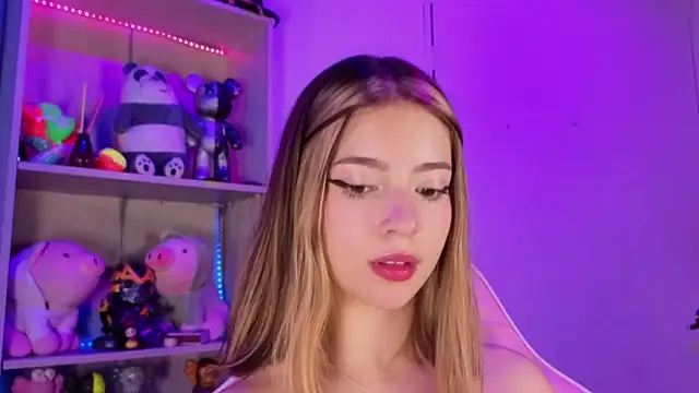 Snapshot of EmilyMiller_ chatting on 2, 2, 2026 EmilyMiller online show from 2, 2, 2026