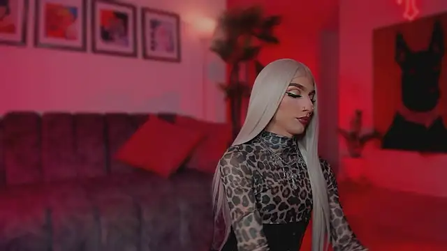 Taylor  foxxx online show from 10, 3, 2026