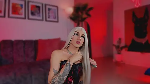 Taylor  foxxx online show from 17, 3, 2026