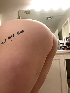 Snapshot of ItsKittybitch chatting on 3, 12, 2024 ItsKittybitch online show from 3, 12, 2024