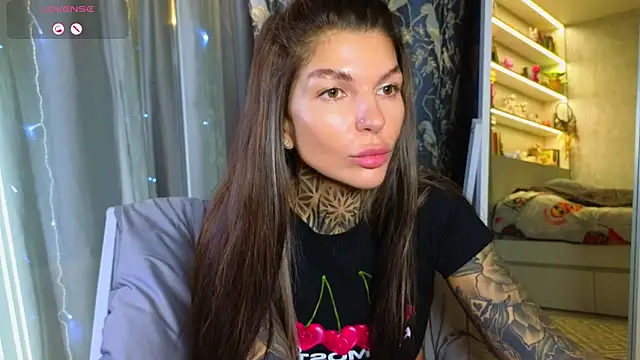 tattooedBabyy online show from 18, 1, 2026