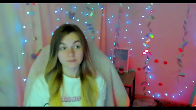 Snapshot of Sweet_me_ chatting on 18, 6, 2026 Sweet me online show from 18, 6, 2026