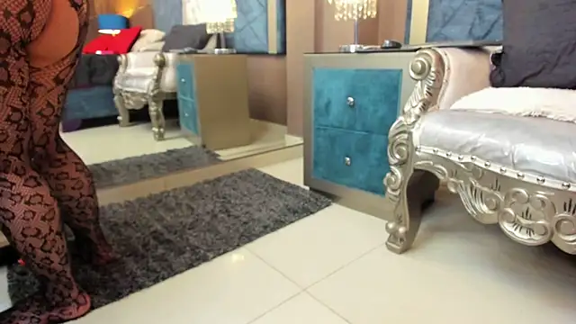 Janna Rousse  online show from 28, 10, 2025