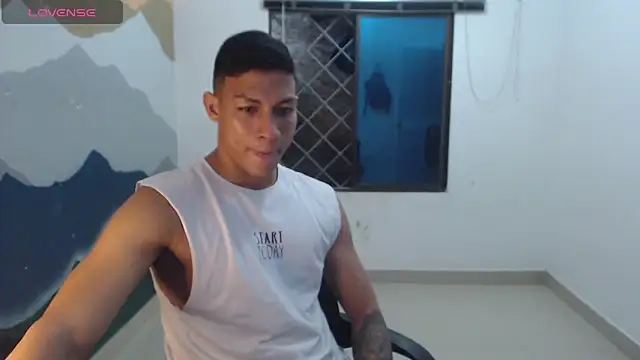 Snapshot of aalan_foxter chatting on 25, 1, 2025 aalan foxter online show from 25, 1, 2025