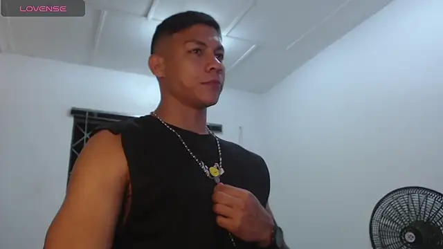 Snapshot of aalan_foxter chatting on 27, 1, 2025 aalan foxter online show from 27, 1, 2025