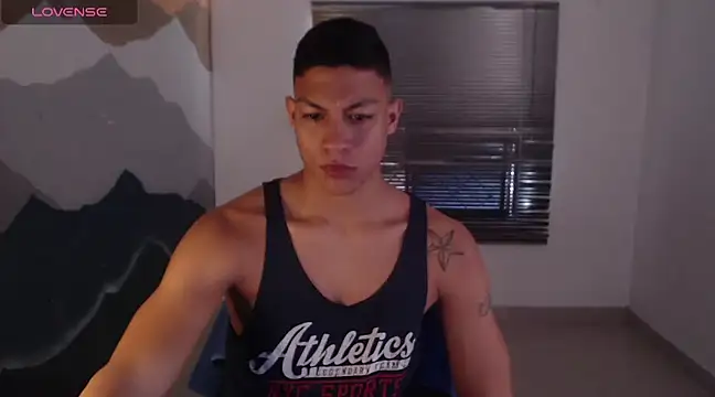 Snapshot of aalan_foxter chatting on 2, 2, 2025 aalan foxter online show from 2, 2, 2025