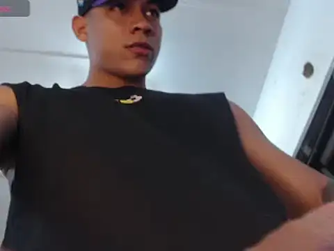 Snapshot of aalan_foxter chatting on 16, 2, 2025 aalan foxter online show from 16, 2, 2025