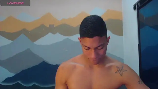 Snapshot of aalan_foxter chatting on 20, 2, 2025 aalan foxter online show from 20, 2, 2025