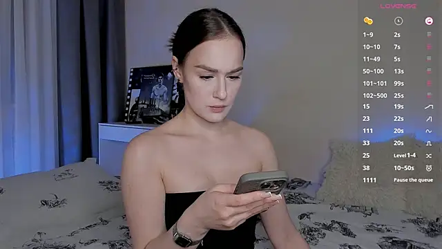 Snapshot of _RocketWay_ chatting on 19, 2, 2025  RocketWay  online show from 19, 2, 2025