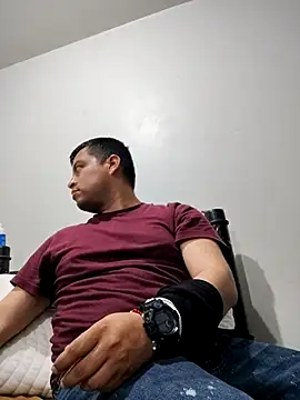 Snapshot of Potro23hotzen chatting on 7, 11, 2025 Potro23hotzen online show from 7, 11, 2025