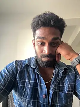 Handsomehunk 4U online show from 23, 12, 2025