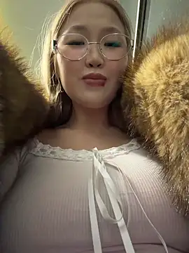 Snapshot of Aiko_Yumi chatting on 20, 2, 2026 Aiko Yumi online show from 20, 2, 2026