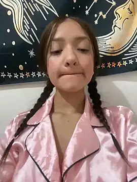 Snapshot of Alicia_ALICIA chatting on 7, 3, 2025 Alicia ALICIA online show from 7, 3, 2025