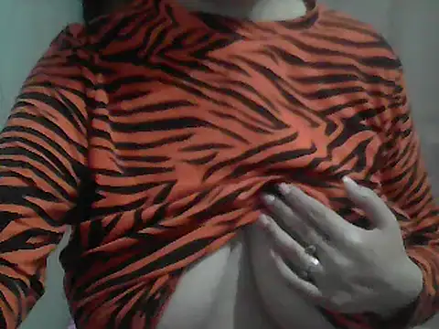 AnaXBerry online show from 8, 4, 2026