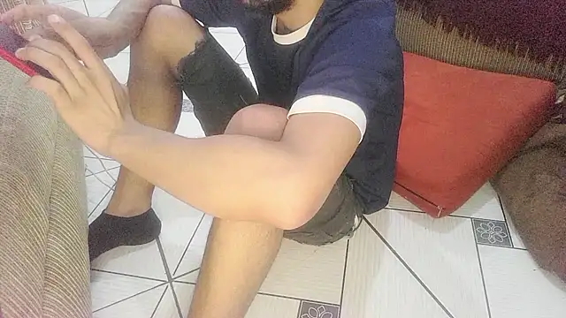 Snapshot of UncutToyBoy23cm chatting on 6, 11, 2025 UncutToyBoy23cm online show from 6, 11, 2025