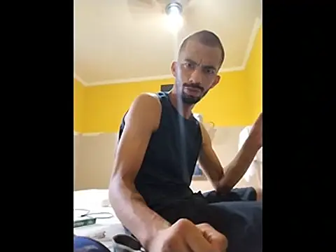 Snapshot of UncutToyBoy23cm chatting on 13, 1, 2026 UncutToyBoy23cm online show from 13, 1, 2026