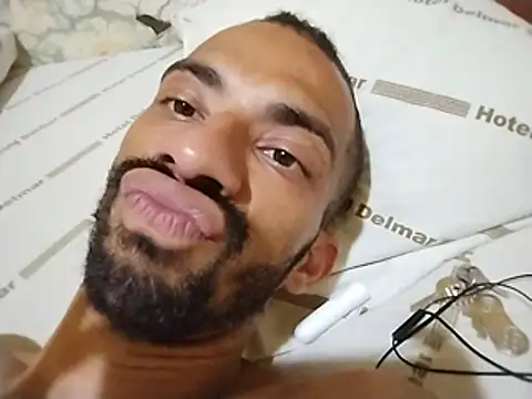 Snapshot of UncutToyBoy23cm chatting on 19, 1, 2026 UncutToyBoy23cm online show from 19, 1, 2026