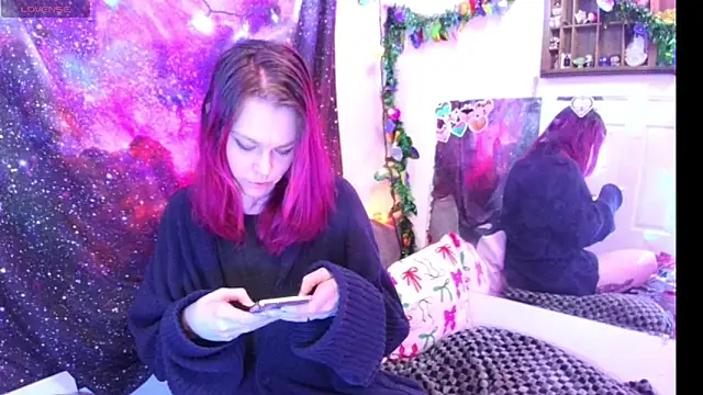 EverlyEster online show from 9, 12, 2024