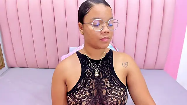 ISABELLA 020 online show from 24, 2, 2025