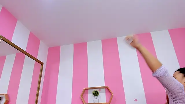 ISABELLA 020 online show from 1, 4, 2026