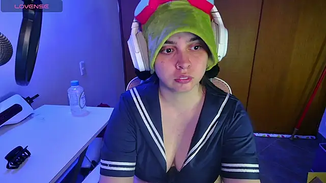 Vallolet Spencer online show from 9, 3, 2025