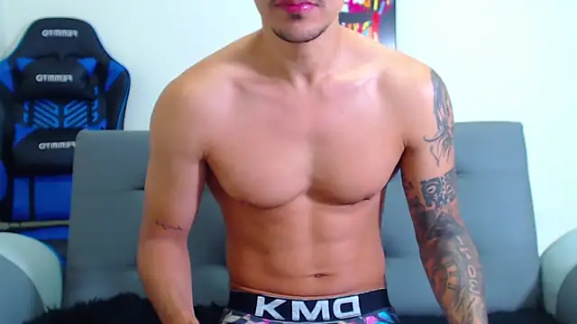 Snapshot of Tristan-bm chatting on 17, 1, 2025 Tristan-bm online show from 17, 1, 2025