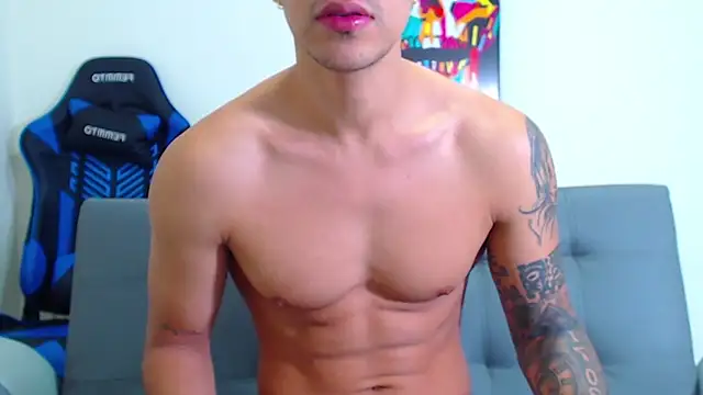 Snapshot of Tristan-bm chatting on 29, 1, 2025 Tristan-bm online show from 29, 1, 2025