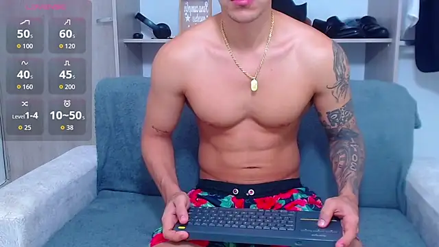 Snapshot of Tristan-bm chatting on 15, 10, 2025 Tristan-bm online show from 15, 10, 2025