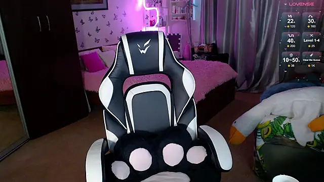 Snapshot of Sidney_blush chatting on 2, 2, 2026 Sidney blush online show from 2, 2, 2026