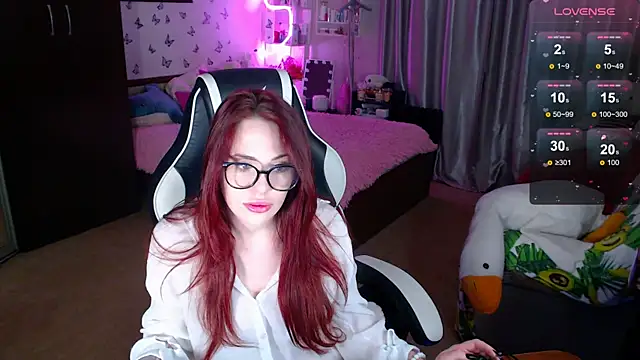 Snapshot of Sidney_blush chatting on 10, 2, 2026 Sidney blush online show from 10, 2, 2026