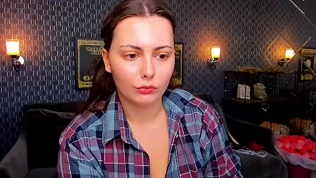 Snapshot of _extraterrestrial_ chatting on 18, 10, 2025  extraterrestrial  online show from 18, 10, 2025