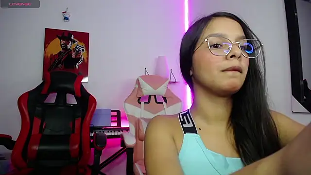 jessi and boy online show from 8, 3, 2026