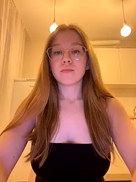 Eva Weyne online show from 31, 10, 2025