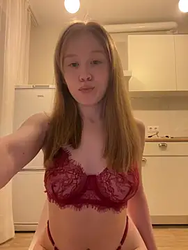 Snapshot of Eva_Weyne chatting on 22, 5, 2026 Eva Weyne online show from 22, 5, 2026